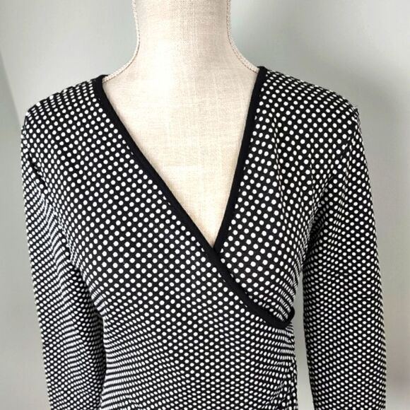 Max Edition Women’s Faux Wrap Long Sleeve Polka Dot Top Size Medium - Picture 2 of 6